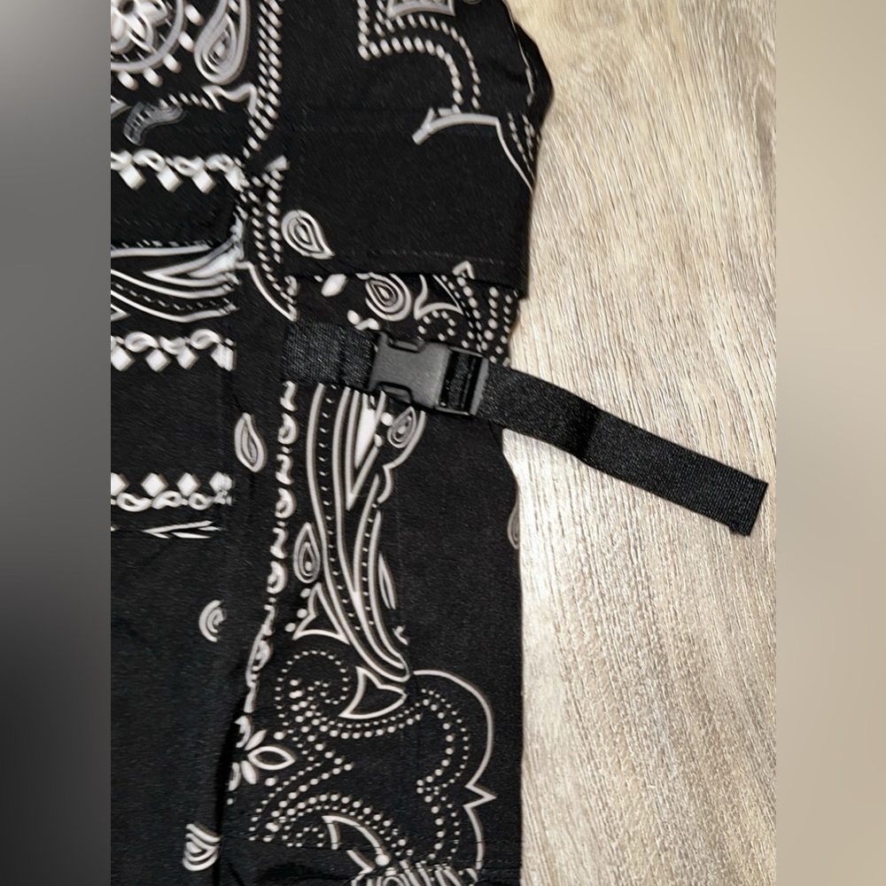Bandana Black Cargos with pockets - Picture 6 of 8